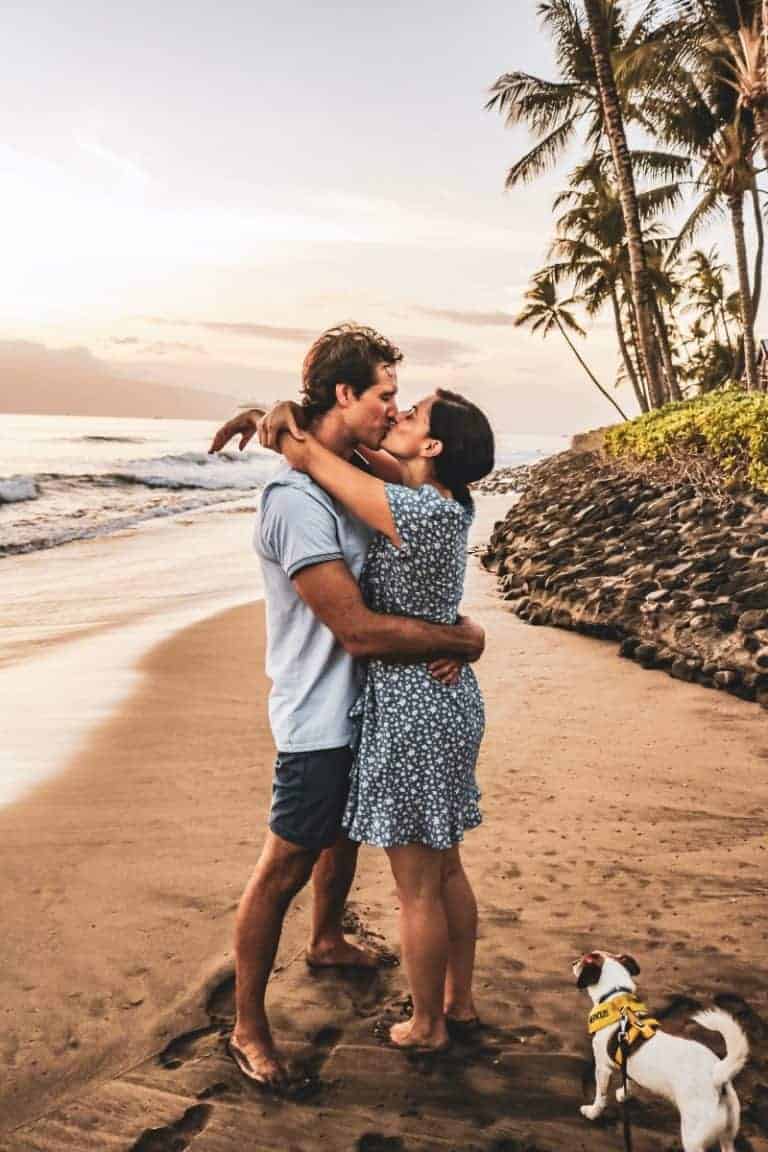 Best Hawaiian Island for Your Honeymoon (plus itinerary & cost)