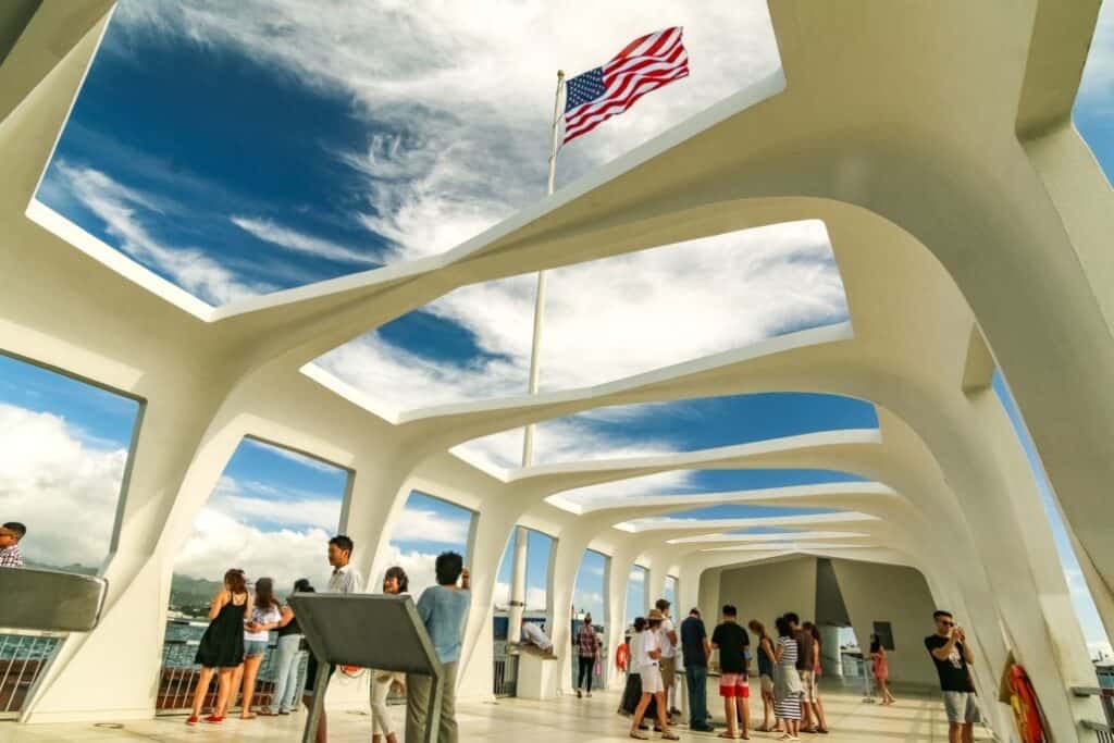 Pearl Harbor Tour-Arizona-Memorial-Visitors-and-Flag-Pearl-Harbor-Oahu-Tour