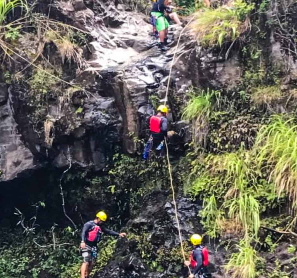 waterfall repel umauma falls hilo hawaii