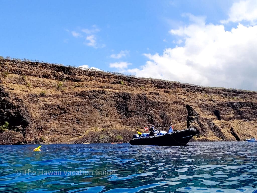captain zodiak in kealakekua bay