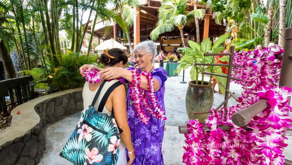 hawaii lei greeting polynesian cultural center.