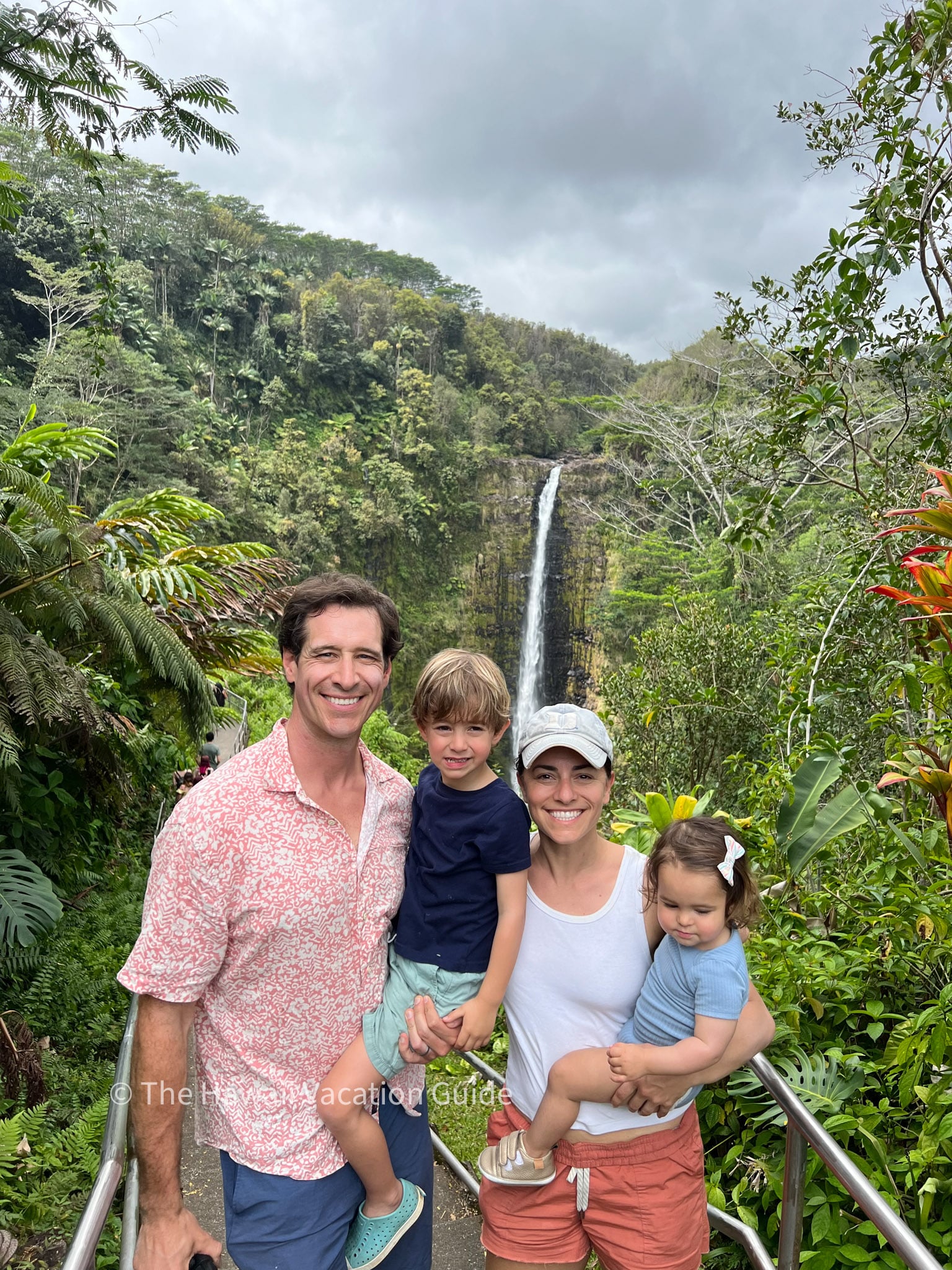 Big Island waterfalls 'Akaka Falls