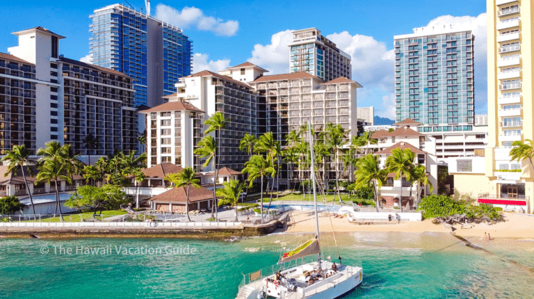 7 Awesome Vacation Rentals in Waikiki: Pick The Right Place