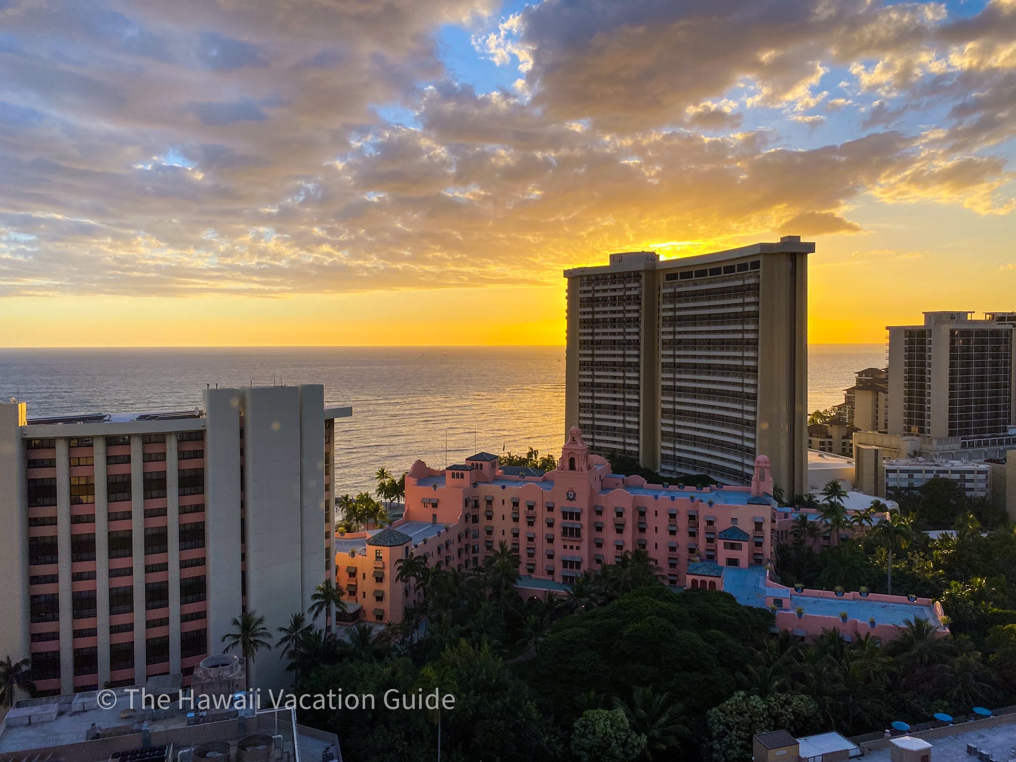 Where to stay in Waikiki - Royal Hawaiian and the Sheraton Waikiki
