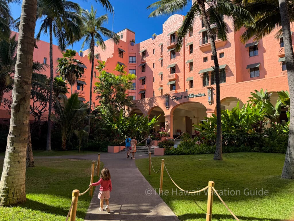 Oahu Travel Guide Hotel or Vacation Rental