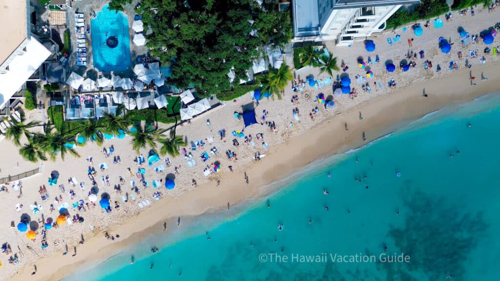 moana surfrider on waikiki beach drone shot