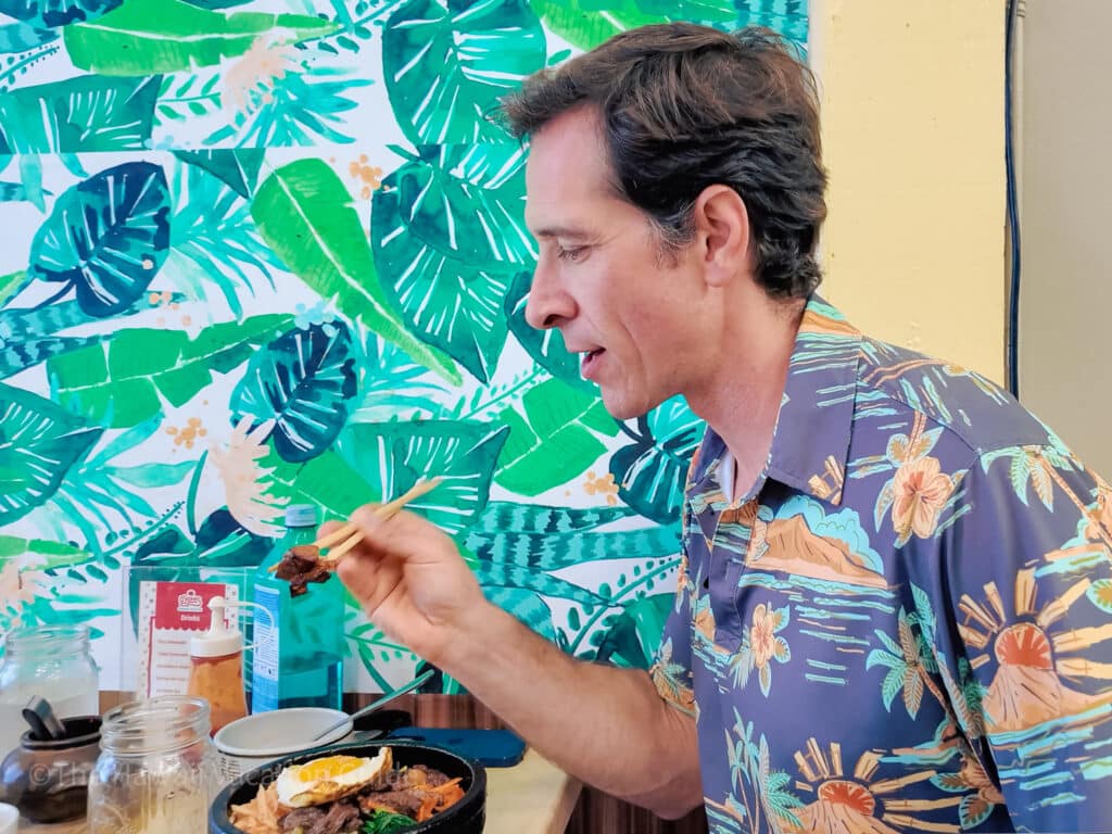 food is expensive in hawaii. Jordan eating in Honolulu.